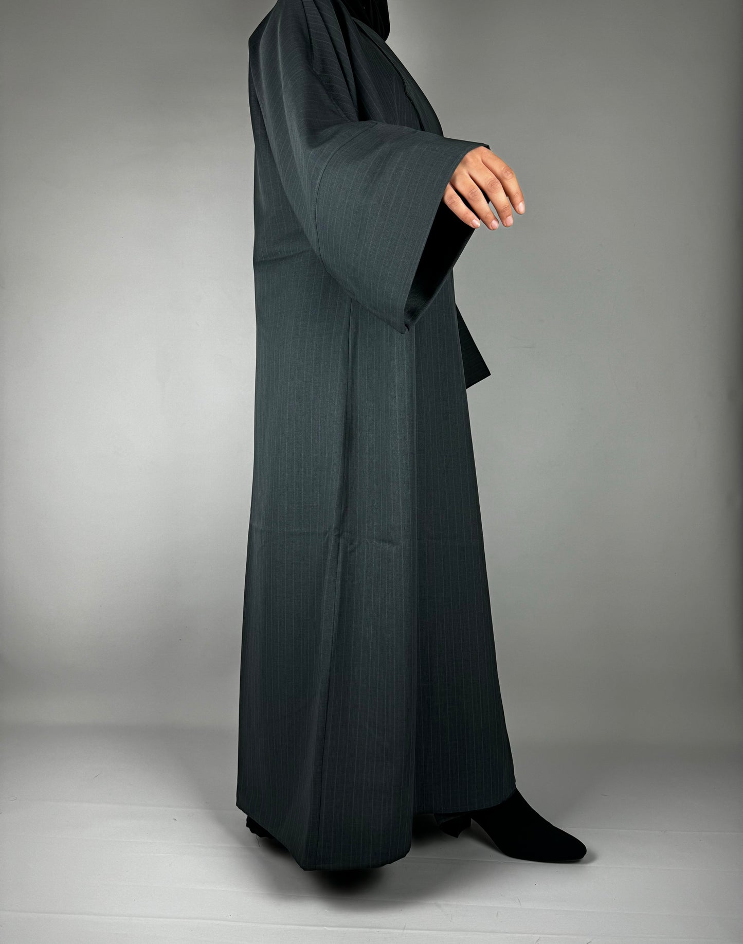 Abaya Akila