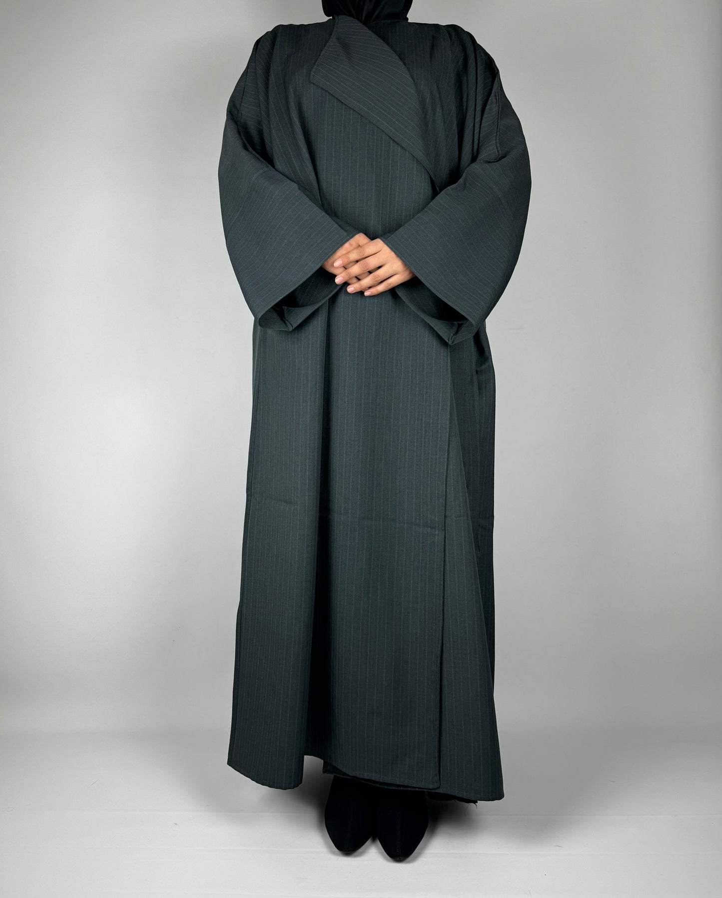Abaya Akila