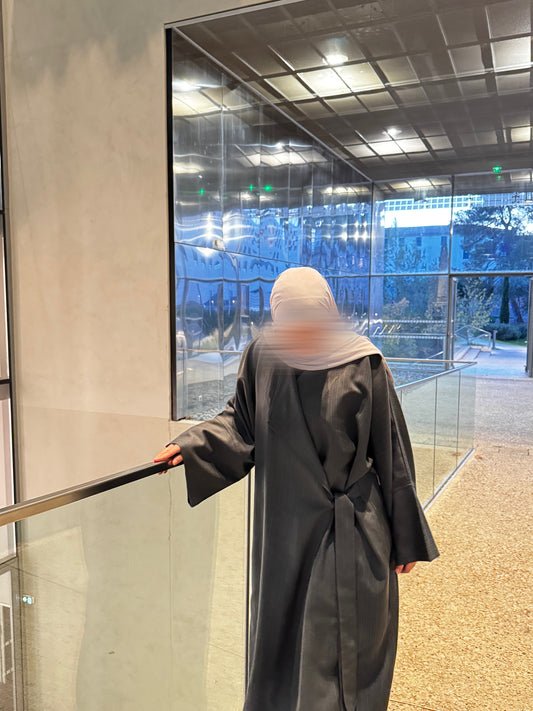 Abaya Akila